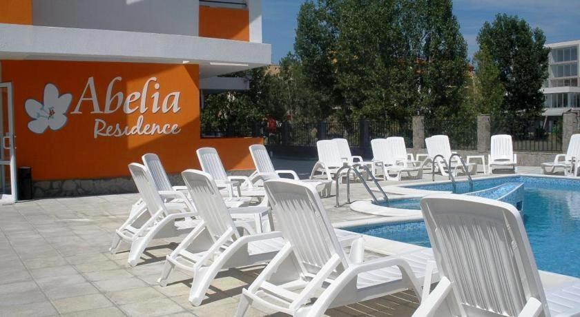 Abelia Residence Apartment Regina Pantai Sunny Luaran gambar